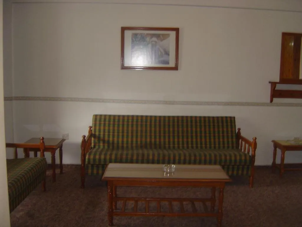 Layiotis Hotel Apartments Larnaca 2*,